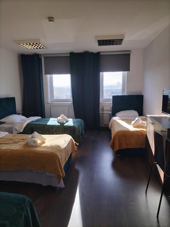 Hotel Swit Krasków Eksteriør bilde