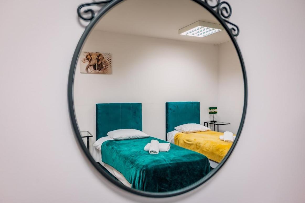 Hotel Swit Krasków Eksteriør bilde