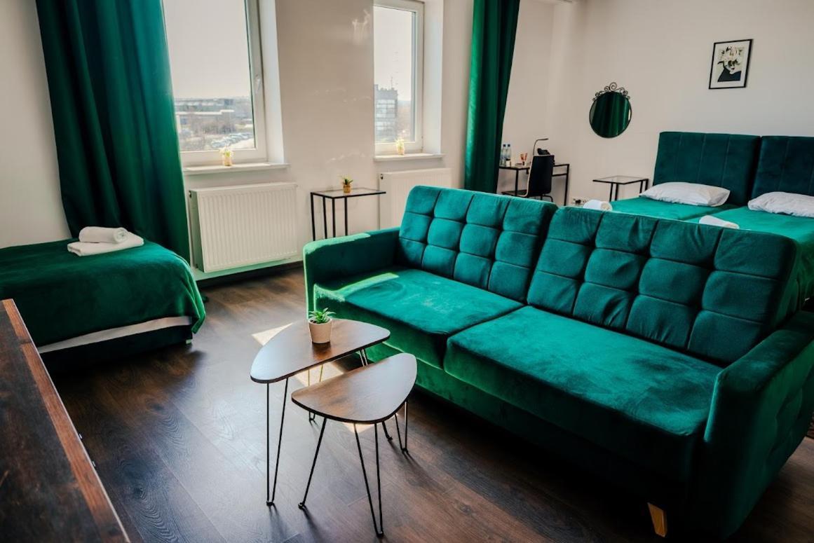 Hotel Swit Krasków Eksteriør bilde
